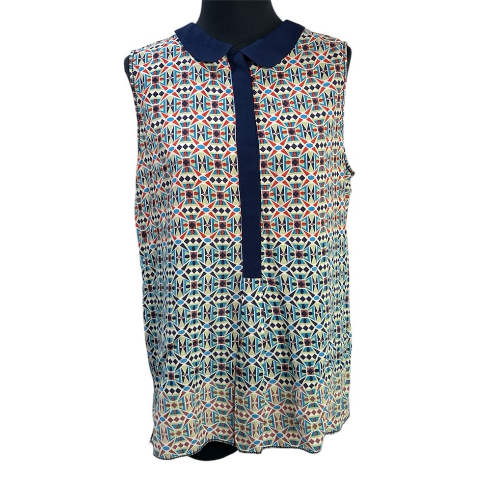 M.S.S.P. Geometric Pattern Round Collar Sleeveless Lightweight Button Up Bowler